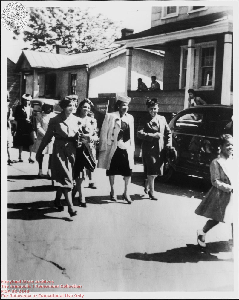 1945 c. Baden, Thomas Jr. Teachers from Stanton School on West Washington Street: Sarah Jones, Rachel Brown, Marie Thomas, Mary Baden